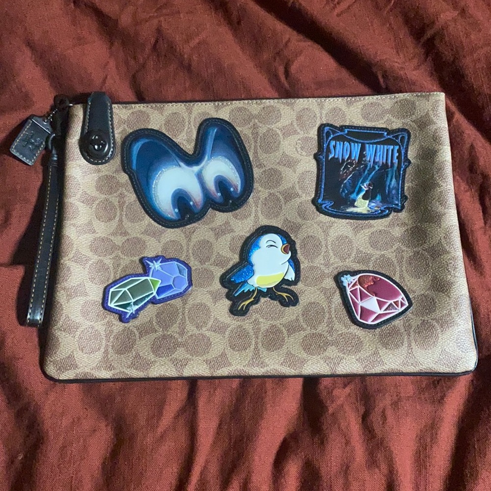 Large Wristlet